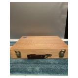 (U) Wood Art Case  17x13x3.5