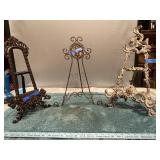 (U)apiculture Holders made of metal