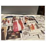 (R) Sewing Patterns Simplicity Vogue  Butterick