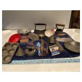 (R) Vintage Kitchen Utinsels  ice cream scooper