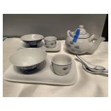 (Q) Tableware  with teapot