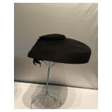 (V) Hat and Leather Box late 1800