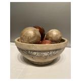 (V) Ceramic  Bowl Set with Globes of color