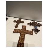 (V) Wall Hanging Crosses assortment one cross
