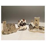 (W) Collectable Cottages from David  Winter and