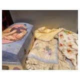 (W) Winnie the Pooh Chest 20x13x13 with sheets