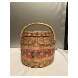 (W) Decorative Weaved Basket 14x11