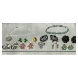 Miscellaneous assortment of costume jewelry