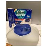 ( Z) Vicks warm steam Vaporizer JH