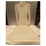 1970s lace vintage dress. Beautiful condition!