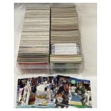 R8) Large selection of baseball cards and hockey