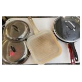 R4)assortment of pans