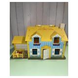 R12)vintage Fisher Price Little people play house