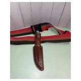 R12) Hunting Knife with belt