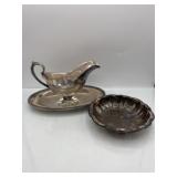 RR3) Vintage Silver Plate Gravy Sauce Boat, and