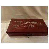 (R20) Vintage Childs  Tech-N-Fun  Tool Chest  16