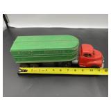 (R19)  Hubley Toy Vehicle plastic Truck and