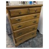 FL) 4 Drawer chest- excellent condition and