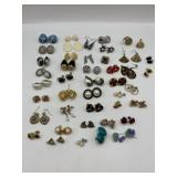 R2) Large lot of earrings