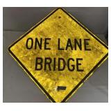 FL) ONE LANE BRIDGE sign.