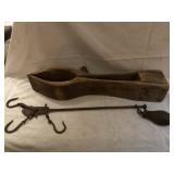(T19)  Antique Iron Hanging Scale Balance Beam