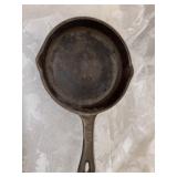 (R18)  Cast Iron Benjamin  8 inches