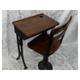 FL) Antique Traditional Cast Iron Metal and Wood