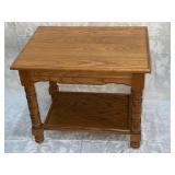 FL) Oak toned end table with beveled edge -very
