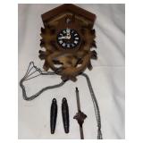 FL) Cuckoo clock with birds made in Germany.