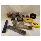 (R20) Tape Measures Assortment of brands and