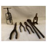 (R20)  Assortment of pliers needle nose wire