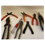 (R20)  Metal cutters Pliers  chisel and lock ring