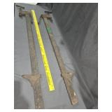 2 Metal  Fence Stretchers