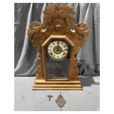 Gingerbread Kitchen clock W/ Key& Pendulum