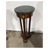 Bombay Co. Regency Style Mahogany Pedestal