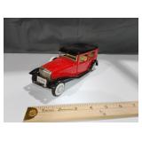 Japanese tin litho  friction drive car