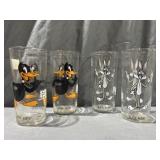 (4) Daffy Duck & Bugs Bunny