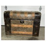 Wooden Hump Trunk/Chest 30ï¿½x18ï¿½x22ï¿½