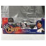 Hasbro Winners Circle Dale Earnhardt 1/24 Scale