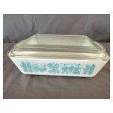 Pyrex 1.5qt Refrigerator Dish & Lid Amish