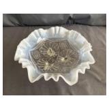 Jefferson Glass White Opalescent 'Ruffles &