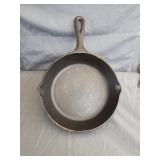 Lodge #5 SK Cast Iron Skillet