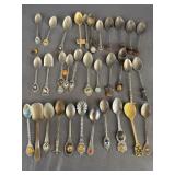 (32) Vintage Souvenir Collector Spoons