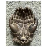 PRIMITIVE USA CAST IRON HAND GRAPE VINE ART TRAY