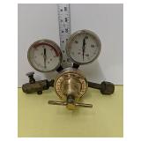 Astro pneumatic model AP 106V regulator