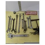 Assorted wrenches