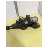 Skil 4 1/4 Disc Grinder
Model number 9410