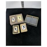 Vintage Arrow playing card company
Also has