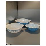 Vintage blue and white Pyrex bowls