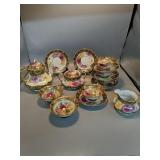 Hand Painted Gold overlay Tea Set 
No chips or